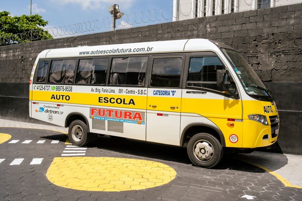 Categoria-D-micro-ônibus
